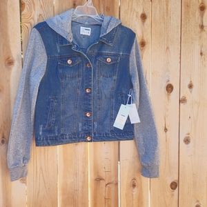 Jean jacket with hood